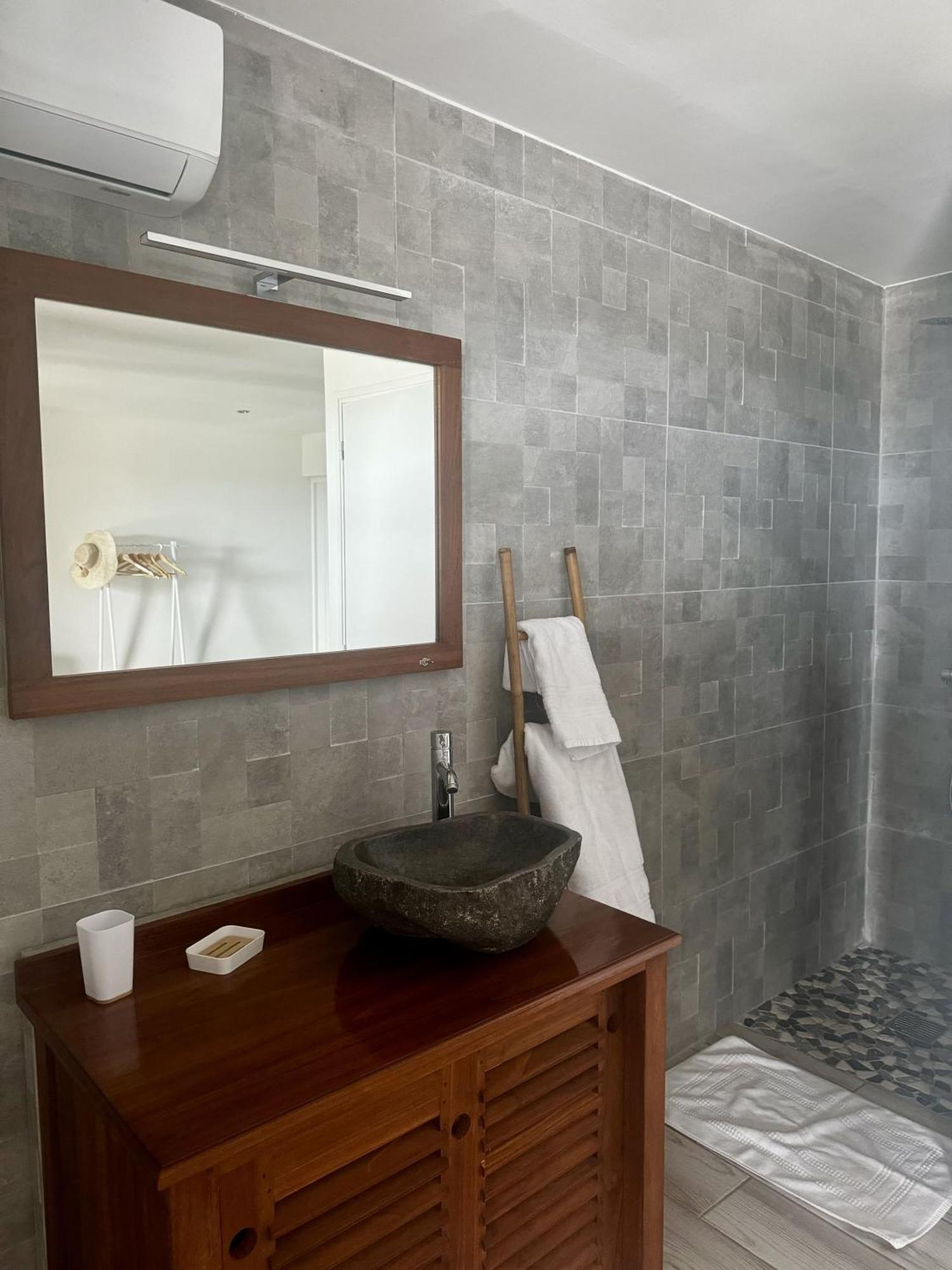 Cozy Caze Apartment Saint-Joseph Luaran gambar